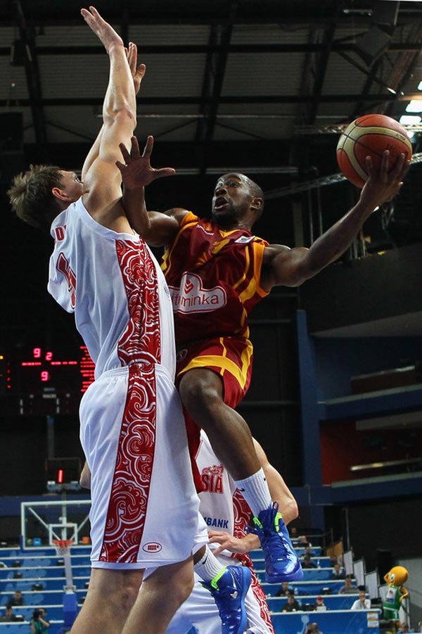 关于奥地利国家队主场-胜北马其顿，小组头名锁定的信息